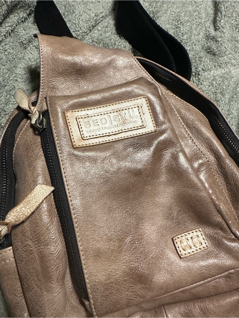 BED|STU Gray Leather Sling Backpack - Picture 9 of 9